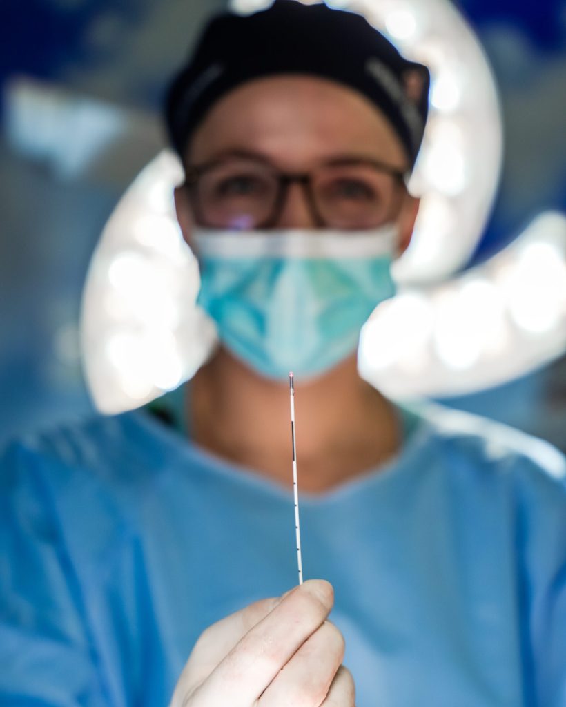 Endolaser para Varizes – Dra Lara Rech Poltronieri Endolaser para Varizes - Dra Lara Rech Poltronieri